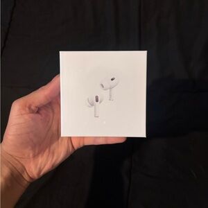 Apple White AirPods Pro with Charging Case - Retail Box
